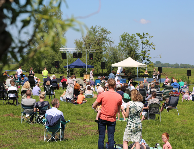 Openluchtsamenkomst bergambacht aangepast formaat